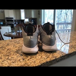 Nike Shoes - Nike Men’s 9.5 2018 hyper dunk basketball shoes Nike Shoes - Nike Men’s 9.5 2018 hyper dunk basketball shoes